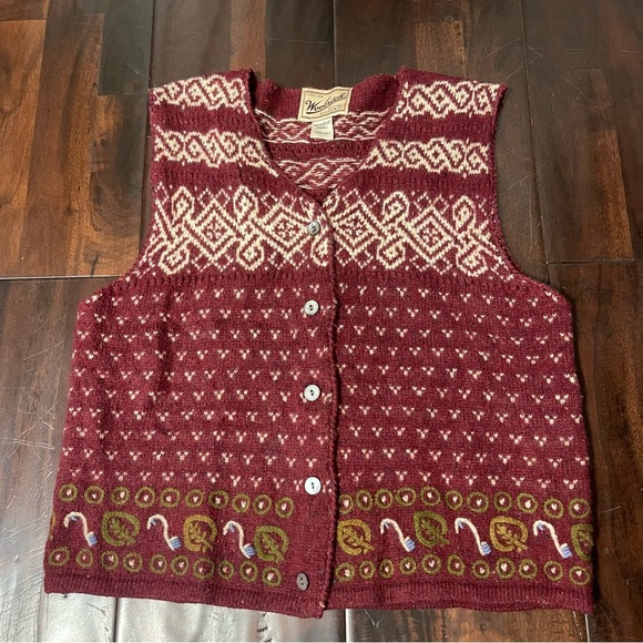 Vintage Woolrich Vest Women’s Small 98% Wool Button Closure Outdoor - Picture 1 of 6